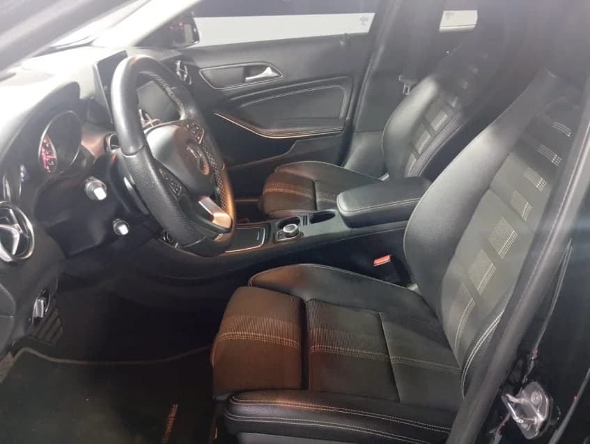 Mercedes-Benz GLA 200 1.6 CGI ADVANCE 16V TURBO FLEX 4P AUTOMÁTICO 2018 Flex - Picture 11