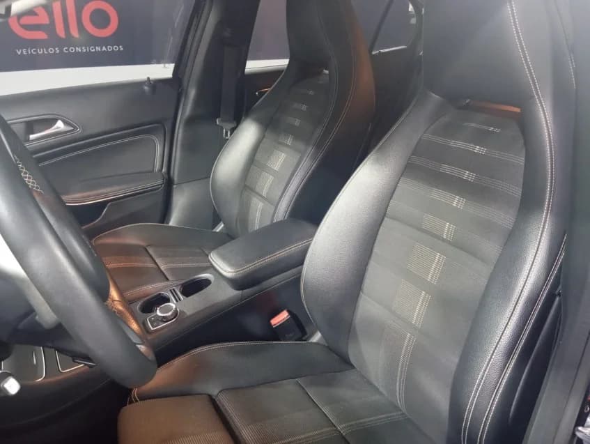 Mercedes-Benz GLA 200 1.6 CGI ADVANCE 16V TURBO FLEX 4P AUTOMÁTICO 2018 Flex - Picture 12