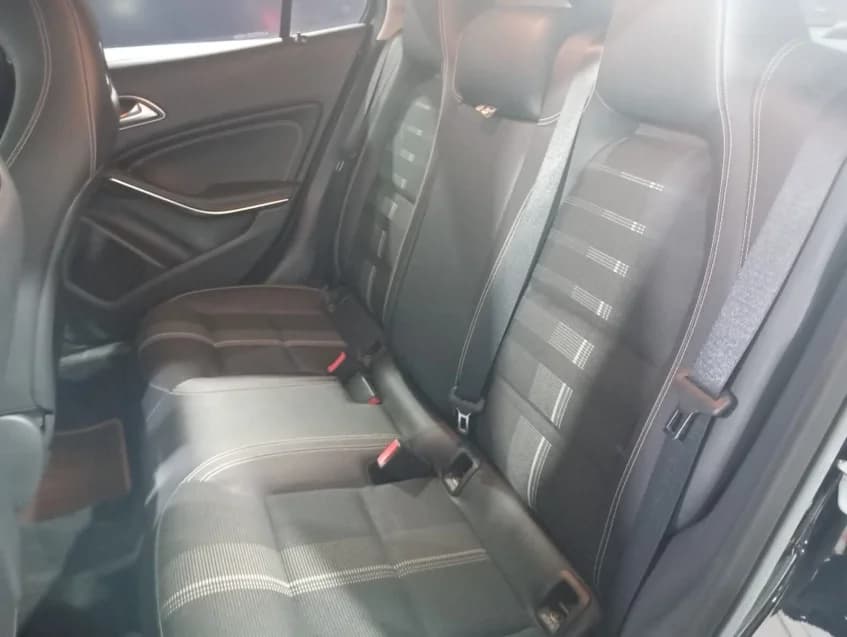 Mercedes-Benz GLA 200 1.6 CGI ADVANCE 16V TURBO FLEX 4P AUTOMÁTICO 2018 Flex - Picture 13