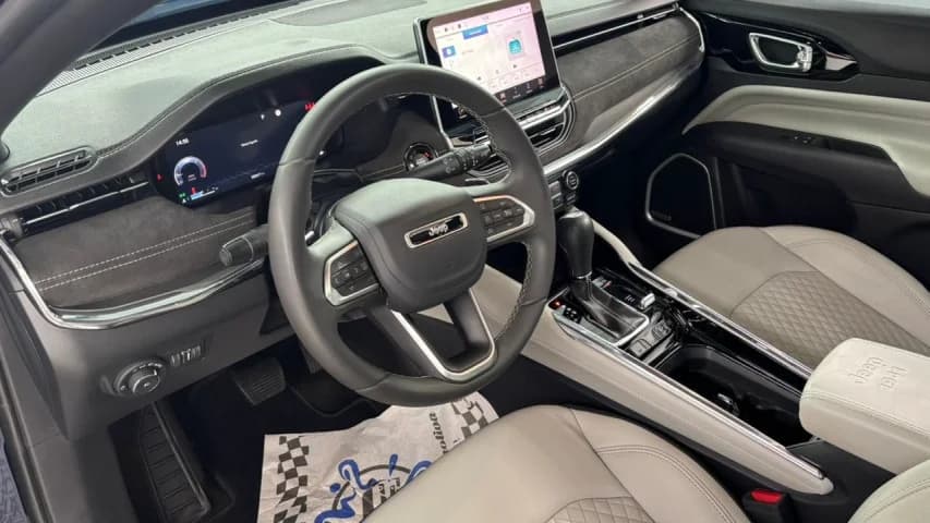 JEEP COMMANDER 2.0 TD380 TURBO DIESEL OVERLAND AT9 2022 Diesel - Picture 11