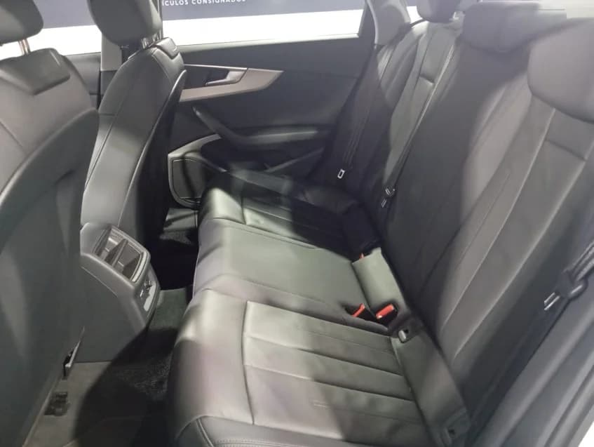 Audi A4 2.0 TFSI GASOLINA PRESTIGE S TRONIC 2023 Gasolina - Picture 14