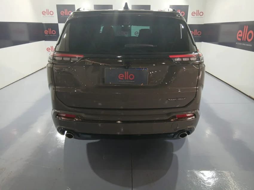 JEEP COMMANDER 2.0 HURRICANE 4 TURBO GASOLINA BLACKHAWK AT9 2025 Flex - Picture 5