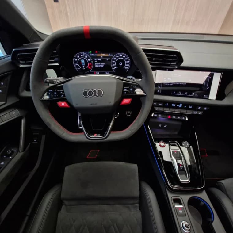 Audi RS3 2.5 TFSI GASOLINA SEDAN QUATTRO S-TRONIC 2026 Gasolina - Picture 5