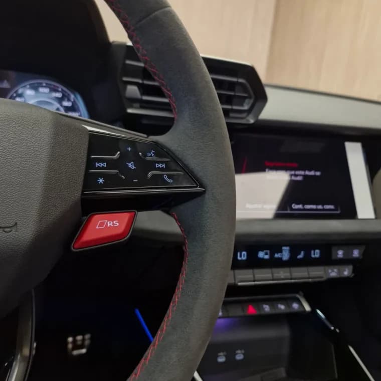 Audi RS3 2.5 TFSI GASOLINA SEDAN QUATTRO S-TRONIC 2026 Gasolina - Picture 9