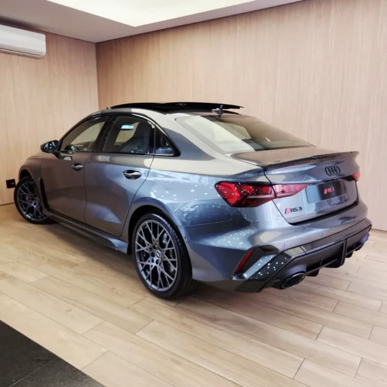 Audi RS3 2.5 TFSI GASOLINA SEDAN TRACK QUATTRO S-TRONIC 2026 Gasolina - Picture 4