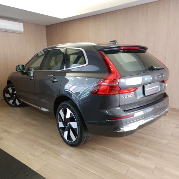Volvo XC60 2.0 T8 RECHARGE ULTIMATE AWD GEARTRONIC 2024 Híbrido - Picture 16