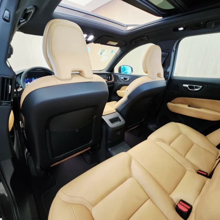 Volvo XC60 2.0 T8 RECHARGE ULTIMATE AWD GEARTRONIC 2024 Híbrido - Picture 8