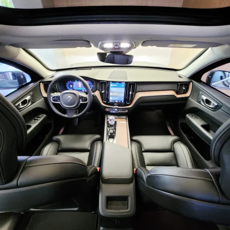 Volvo XC60 2.0 T8 RECHARGE ULTIMATE AWD GEARTRONIC 2023 Híbrido - Picture 6