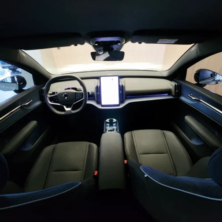 Volvo EX30 69 KW ELÉTRICO PLUS 2024 Elétrico - Picture 6