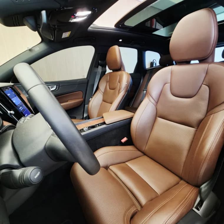 Volvo XC60 2.0 T8 RECHARGE ULTIMATE AWD GEARTRONIC 2024 Híbrido - Picture 5