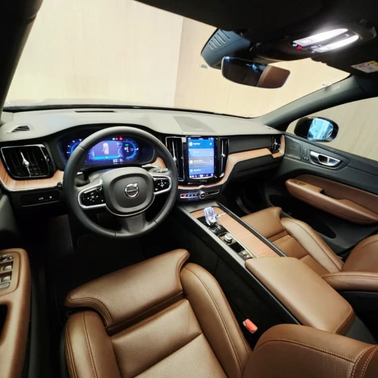 Volvo XC60 2.0 T8 RECHARGE ULTIMATE AWD GEARTRONIC 2024 Híbrido - Picture 7