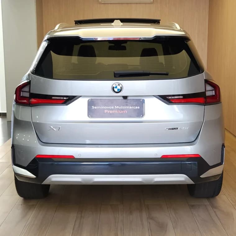 BMW X1 2.0 16V TURBO GASOLINA SDRIVE20I X-LINE STEPTRONIC 2025 Gasolina - Picture 3