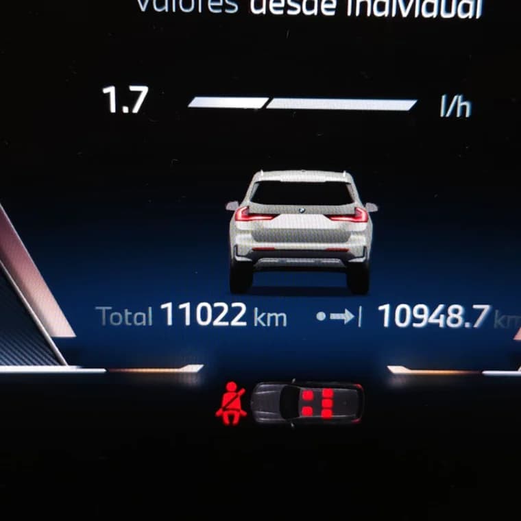 BMW X1 2.0 16V TURBO GASOLINA SDRIVE20I X-LINE STEPTRONIC 2025 Gasolina - Picture 5