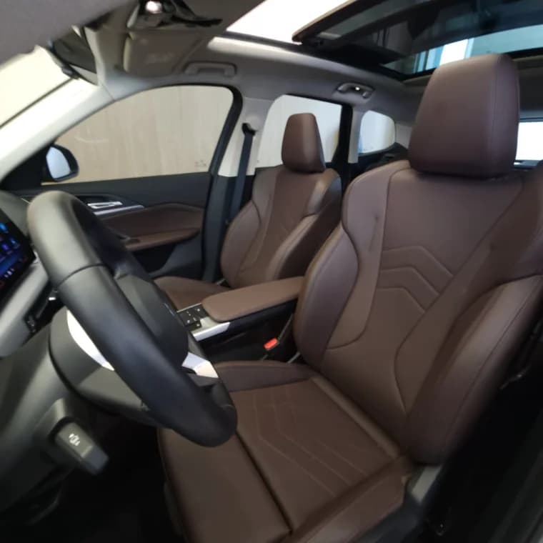 BMW X1 2.0 16V TURBO GASOLINA SDRIVE20I X-LINE STEPTRONIC 2025 Gasolina - Picture 8