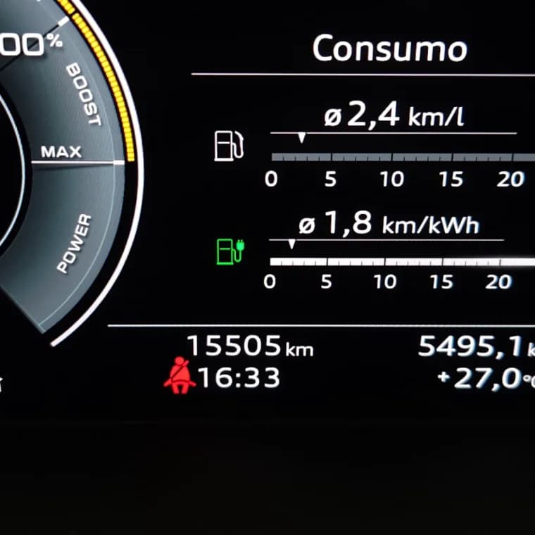 Audi Q5 2.0 55 TFSIE PHEV PERFORMANCE BLACK QUATTRO S TRONIC 2023 Híbrido - Picture 5