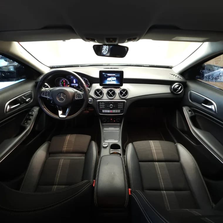 Mercedes-Benz GLA 200 1.6 CGI FLEX ADVANCE 7G-DCT 2018 Flex - Picture 6