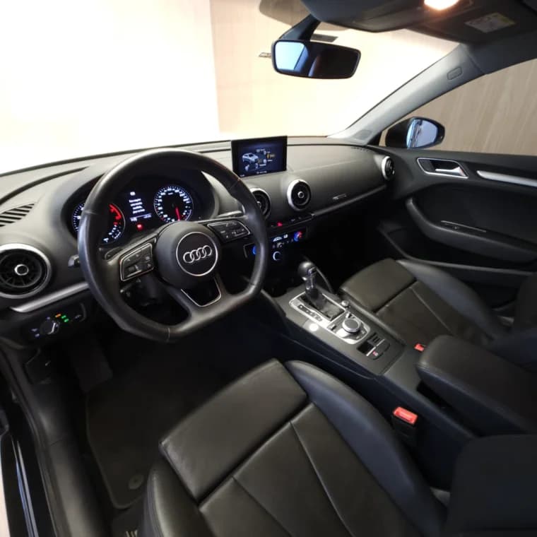 Audi A3 1.4 TFSI FLEX SEDAN PRESTIGE PLUS 25 ANOS TIPTRONIC 2019 Flex - Picture 6
