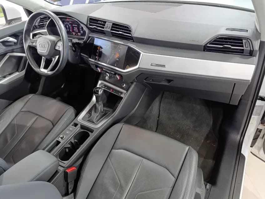 Audi Q3 1.4 35 TFSI GASOLINA PRESTIGE PLUS S TRONIC 2020 Gasolina - Picture 18