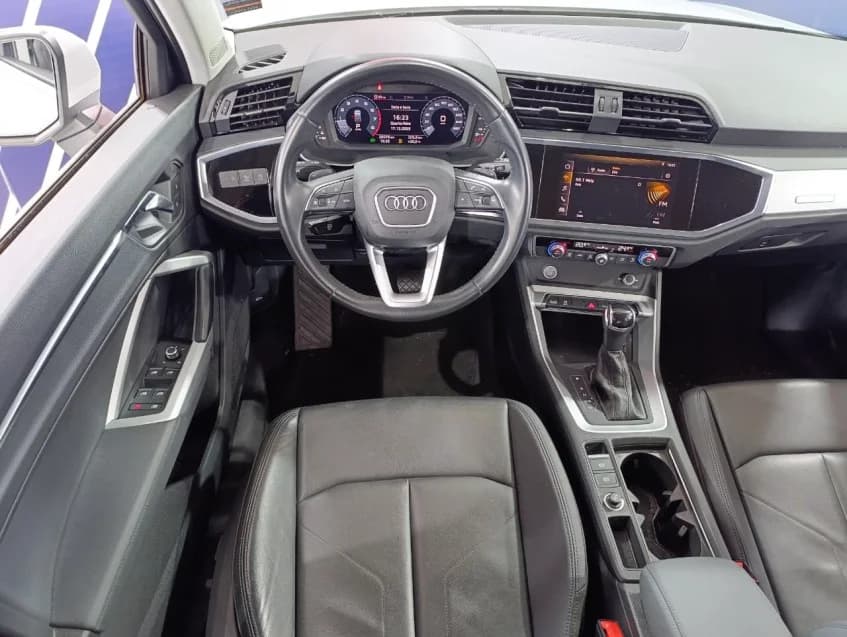 Audi Q3 1.4 35 TFSI GASOLINA PRESTIGE PLUS S TRONIC 2020 Gasolina - Picture 9