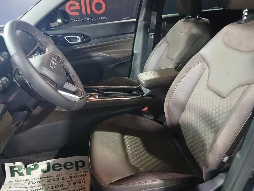 JEEP COMMANDER 1.3 T270 TURBO FLEX OVERLAND AT6 2024 Flex - Picture 12