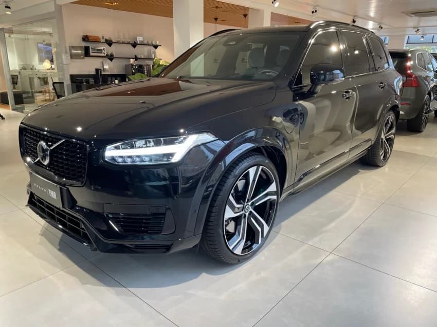 Volvo XC90 2.0 T8 RECHARGE ULTRA DARK AWD GEARTRONIC 2025 Híbrido - Picture 3