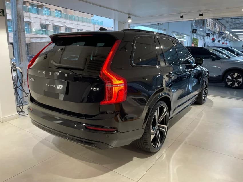 Volvo XC90 2.0 T8 RECHARGE ULTRA DARK AWD GEARTRONIC 2025 Híbrido - Picture 4