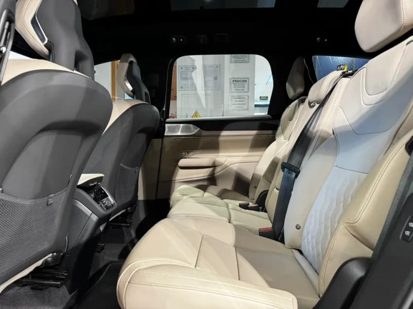 Volvo EX90 P8 RECHARGE TWIN ELECTRIC PERFORMANCE ULTRA AWD 2025 Elétrico - Picture 13