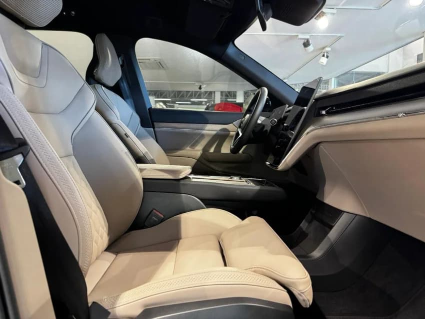 Volvo EX90 P8 RECHARGE TWIN ELECTRIC PERFORMANCE ULTRA AWD 2025 Elétrico - Picture 19