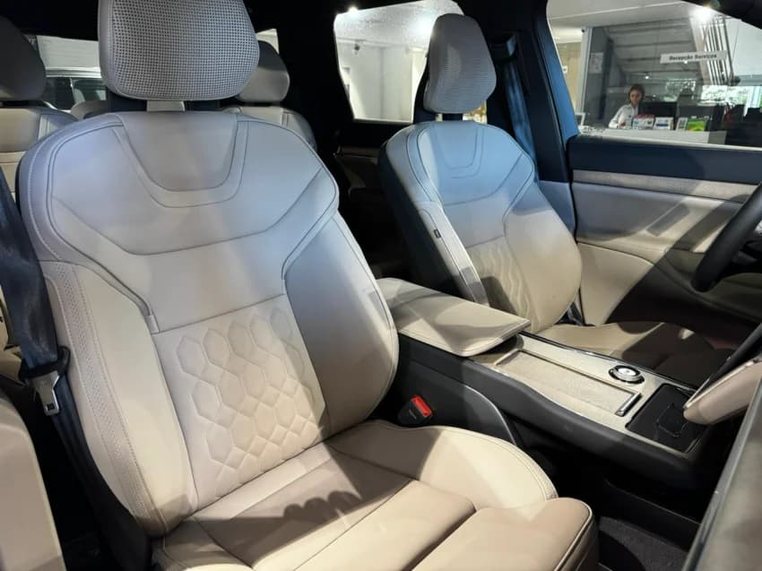 Volvo EX90 P8 RECHARGE TWIN ELECTRIC PERFORMANCE ULTRA AWD 2025 Elétrico - Picture 20