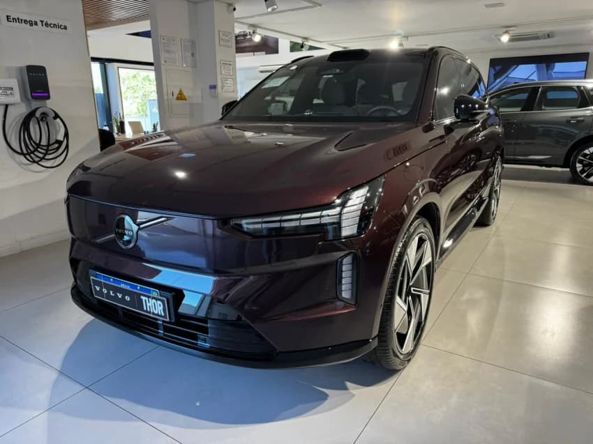 Volvo EX90 P8 RECHARGE TWIN ELECTRIC PERFORMANCE ULTRA AWD 2025 Elétrico - Picture 3