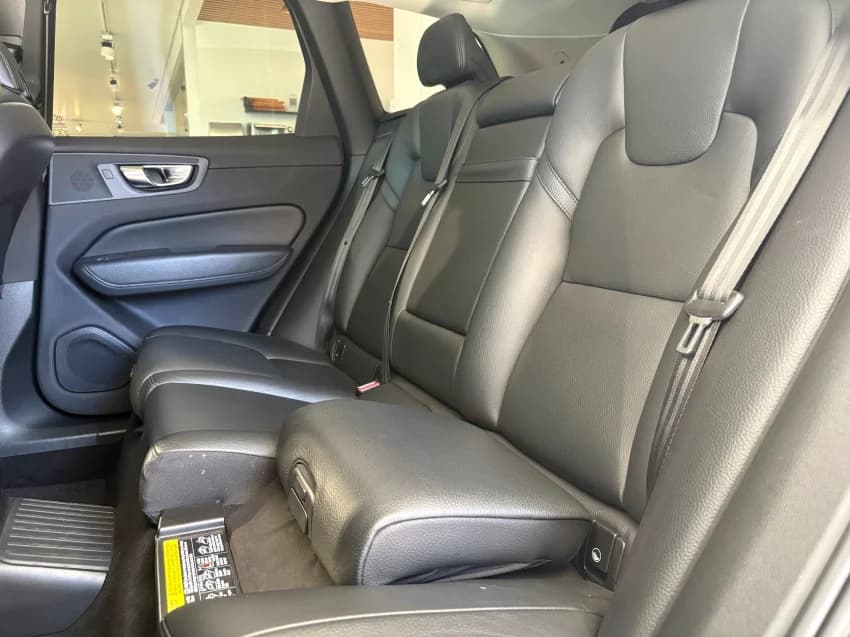 Volvo XC60 2.0 T8 HYBRID MOMENTUM AWD GEARTRONIC 2021 Híbrido - Picture 16