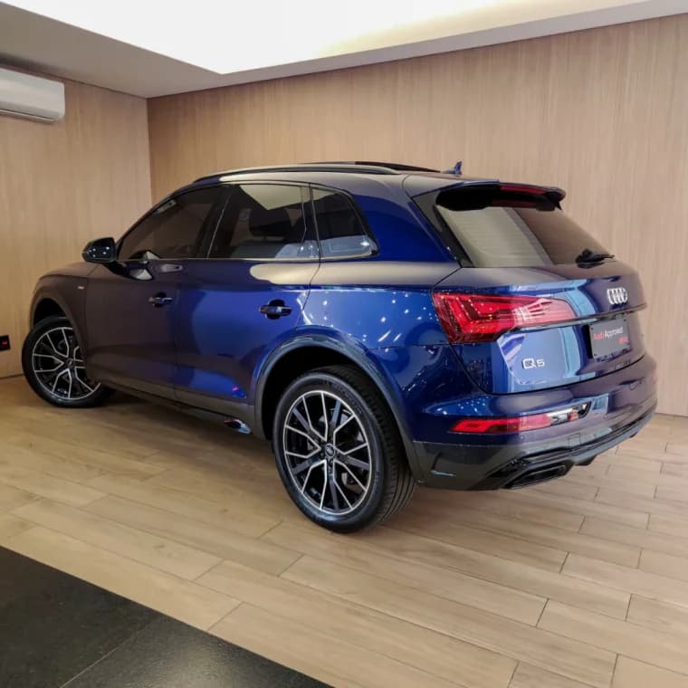 Audi Q5 2.0 45 TFSI GASOLINA S LINE BLACK QUATTRO S TRONIC 2023 Gasolina - Picture 4