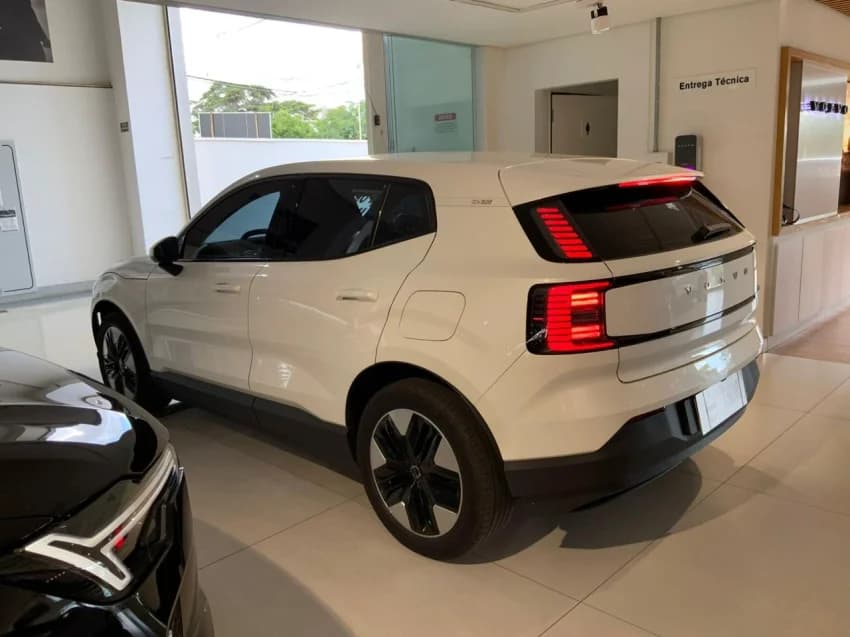 Volvo EX30 51 KW ELÉTRICO CORE 2024 Elétrico - Picture 6