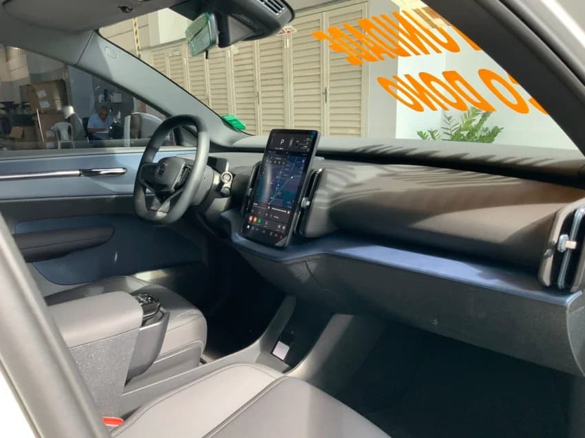 Volvo EX30 51 KW ELÉTRICO CORE 2024 Elétrico - Picture 8