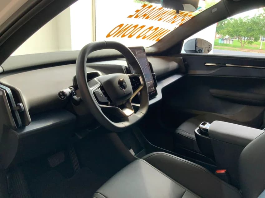 Volvo EX30 51 KW ELÉTRICO CORE 2024 Elétrico - Picture 9