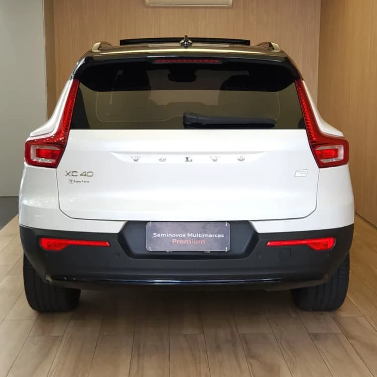 Volvo XC40 P8 RECHARGE TWIN ELECTRIC ULTIMATE AWD 2023 Elétrico - Picture 10