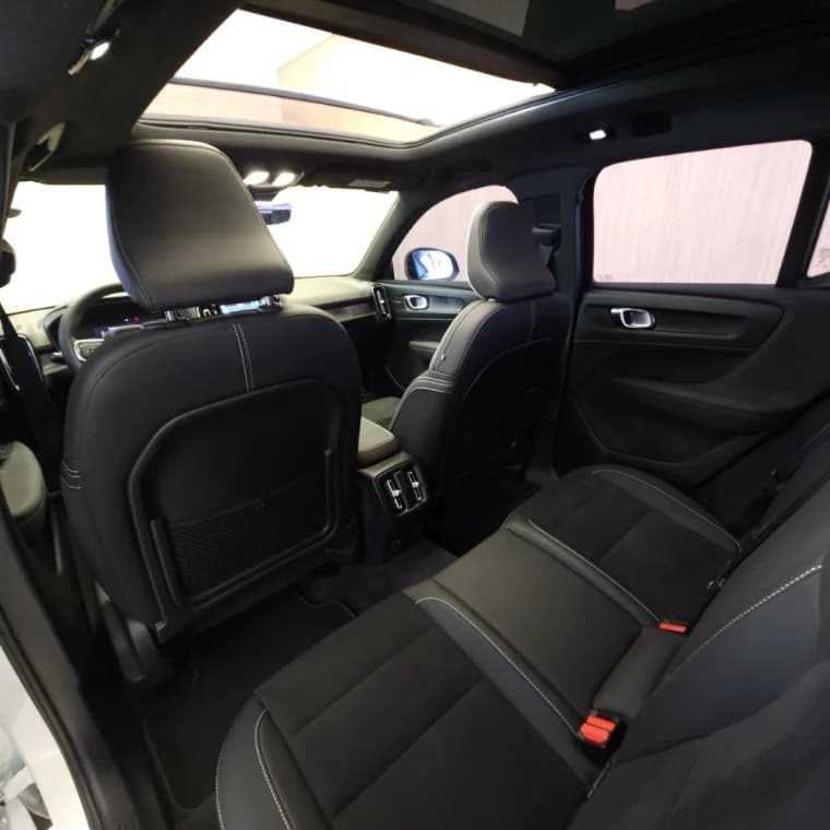 Volvo XC40 P8 RECHARGE TWIN ELECTRIC ULTIMATE AWD 2023 Elétrico - Picture 8