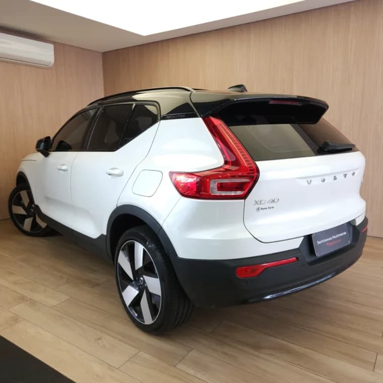 Volvo XC40 P8 RECHARGE TWIN ELECTRIC ULTIMATE AWD 2023 Elétrico - Picture 9