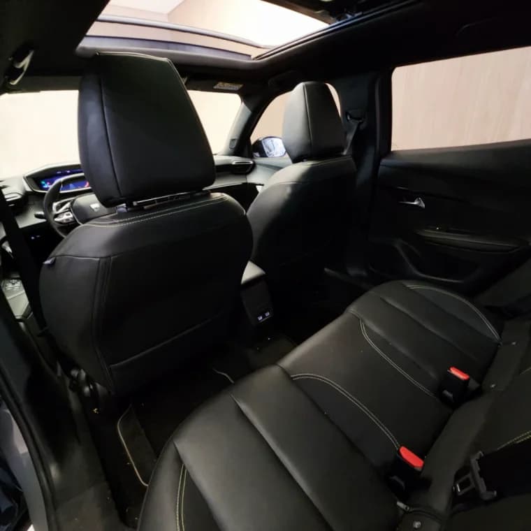 Peugeot 2008 1.0 TURBO 200 FLEX GT CVT 2025 Flex - Picture 10