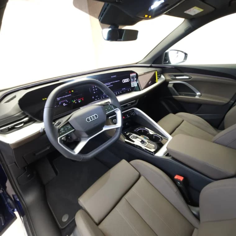 Audi Q5 2.0 45 TFSI GASOLINA S-LINE QUATTRO S TRONIC 2025 Gasolina - Picture 4