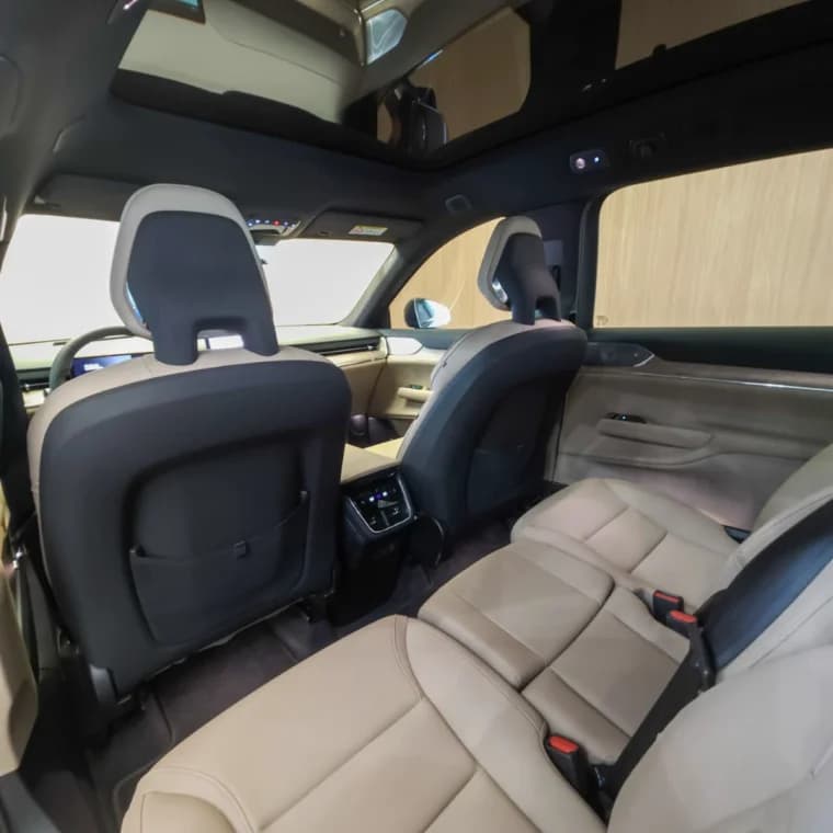 Volvo EX90 P8 RECHARGE TWIN ELECTRIC PERFORMANCE ULTRA AWD 2025 Elétrico - Picture 10