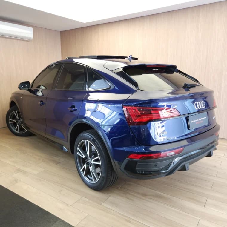 Audi Q5 2.0 55 TFSIE PHEV SPORTBACK PERFORMANCE BLACK QUATTRO S TRONIC 2023 Híbrido - Picture 4