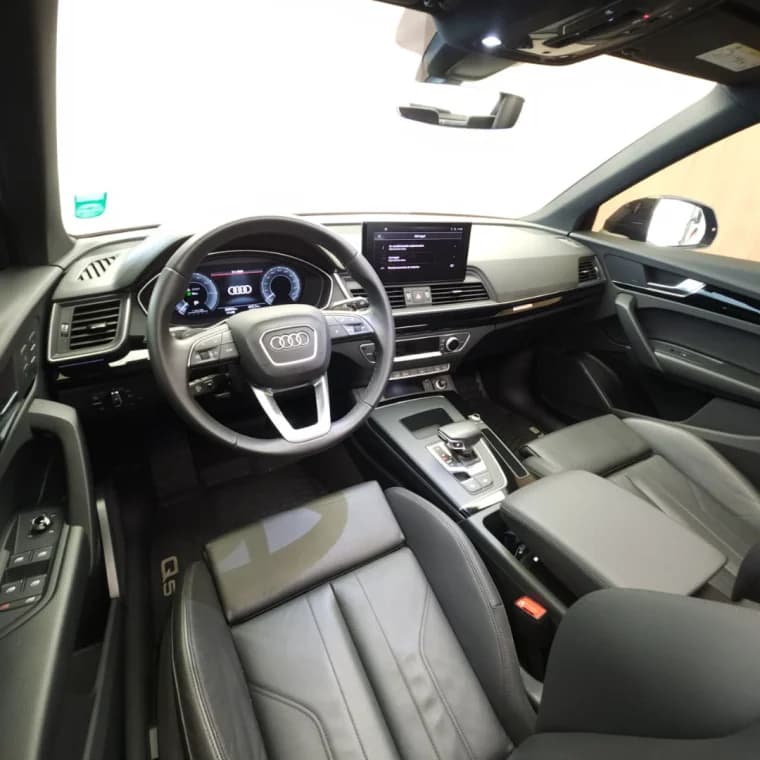 Audi Q5 2.0 55 TFSIE PHEV SPORTBACK PERFORMANCE BLACK QUATTRO S TRONIC 2023 Híbrido - Picture 9