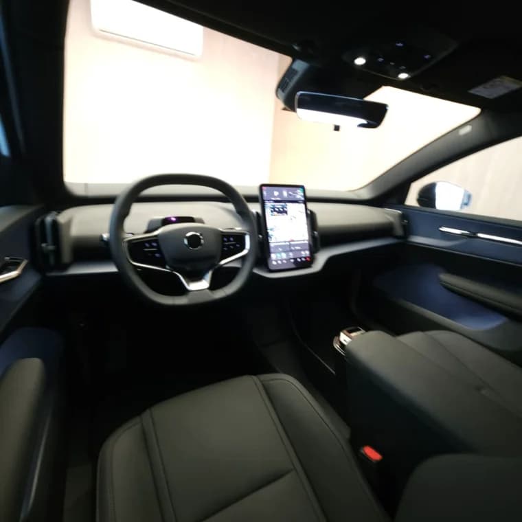 Volvo EX30 51 KW ELÉTRICO CORE 2024 Elétrico - Picture 6