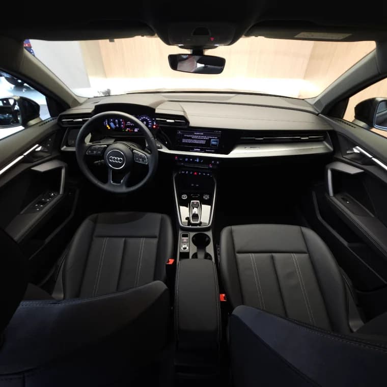 Audi A3 2.0 40 TFSI GASOLINA SEDAN ADVANCED S-TRONIC 2025 Gasolina - Picture 5