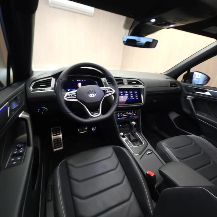 Volkswagen TIGUAN 2.0 300 TSI GASOLINA ALLSPACE R-LINE AUTOMÁTICO 2025 Gasolina - Picture 9