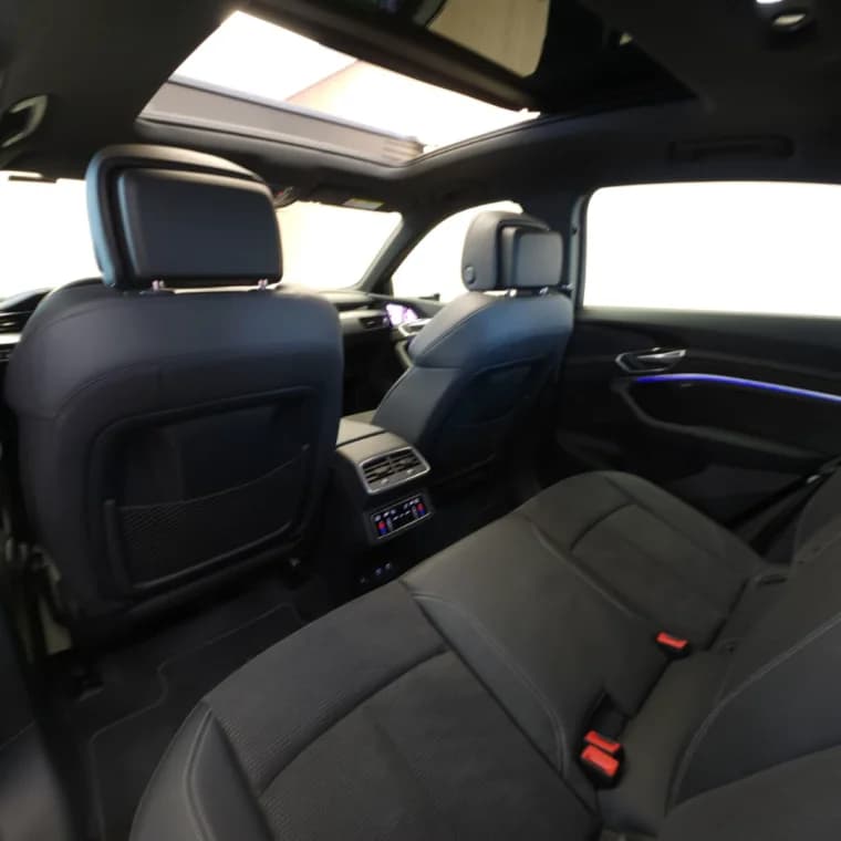 Audi E-TRON ELÉTRICO SPORTBACK PERFORMANCE BLACK QUATTRO 2021 Elétrico - Picture 10