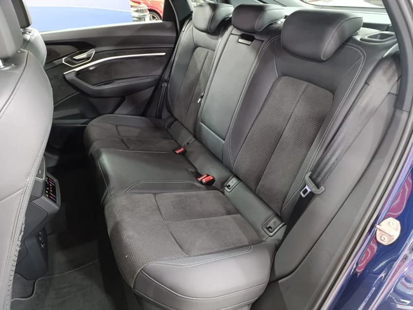 Audi E-TRON ELÉTRICO SPORTBACK PERFORMANCE BLACK QUATTRO 2021 Elétrico - Picture 13