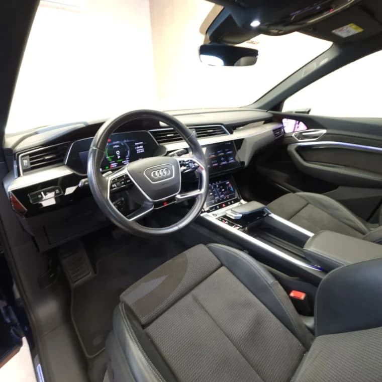 Audi E-TRON ELÉTRICO SPORTBACK PERFORMANCE BLACK QUATTRO 2021 Elétrico - Picture 6