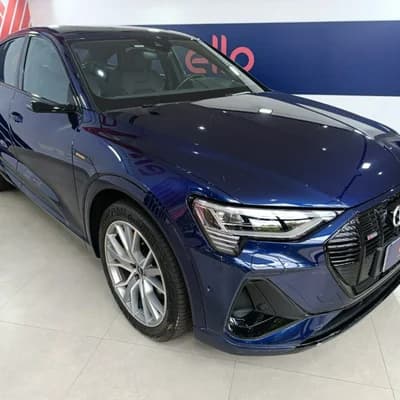 ELÉTRICO SPORTBACK PERFORMANCE BLACK QUATTRO